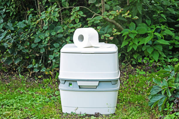 Best Emergency porta potty rental  in Englewood, OH