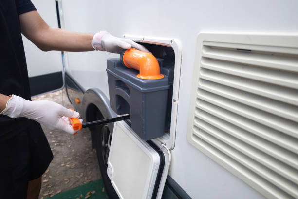 Best Porta potty rental near me  in Englewood, OH